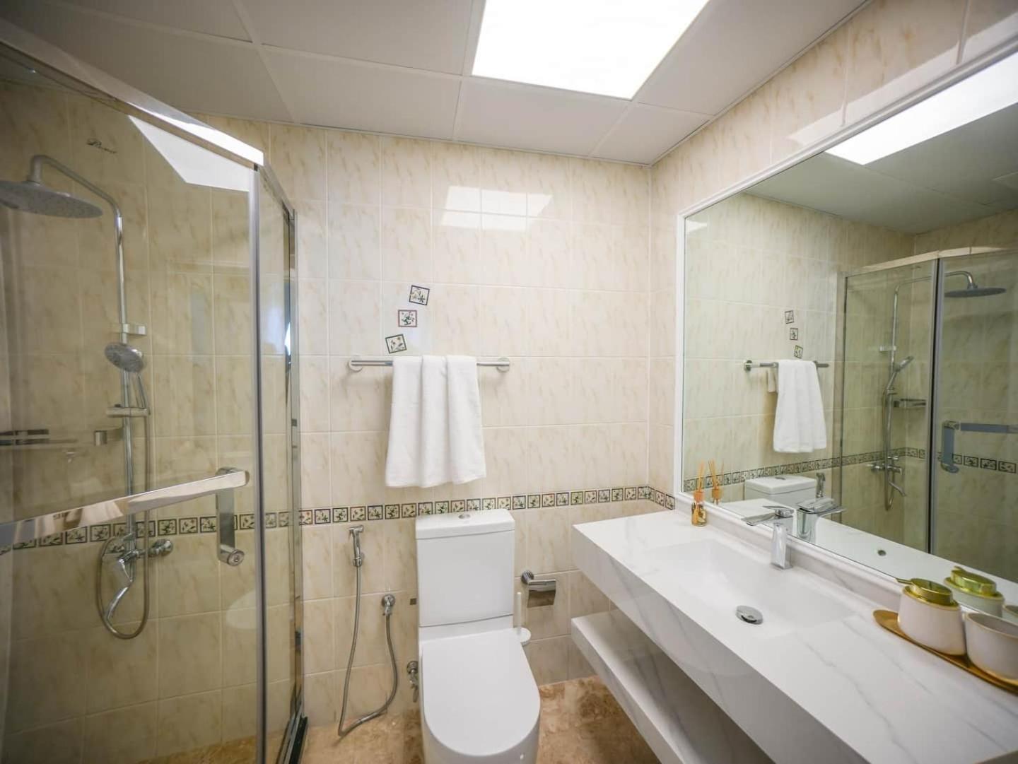 Deluxe 3 Bedroom With Marina & Sea View Dubai Esterno foto